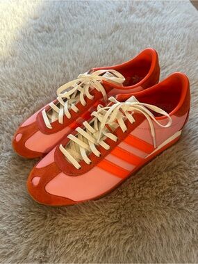 Special edition Valentine’s adidas Pink and Orange Low-Top Espadrille❤️8